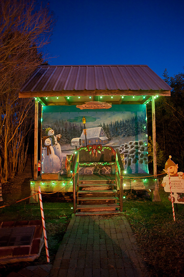 Noel Acadien au Village Christmas at Acadian Village Lafayette